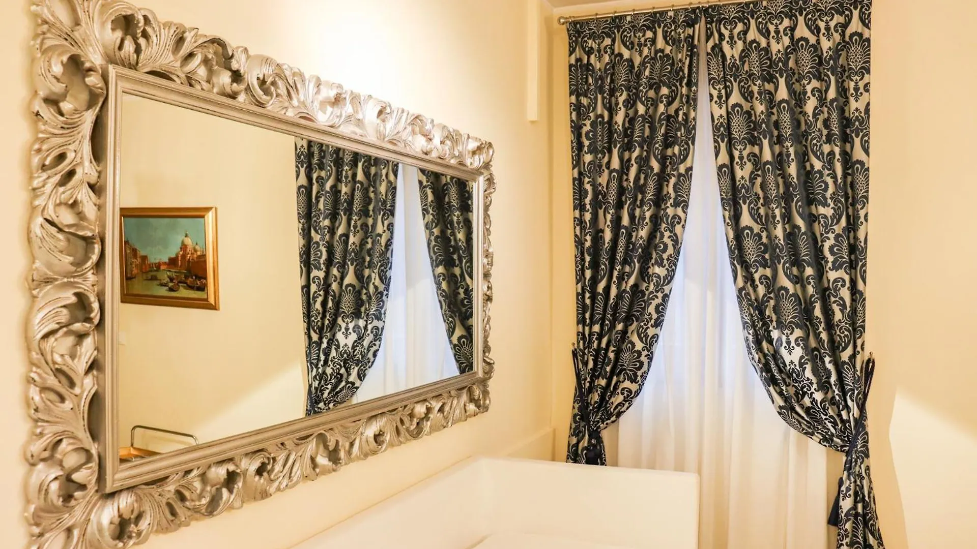Al Bailo Di Venezia Apartment  Venice