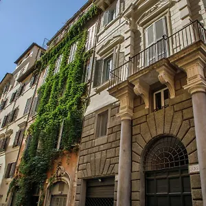 best-apartment-in-rome-campo-de-fiori.it-romehotels.com/