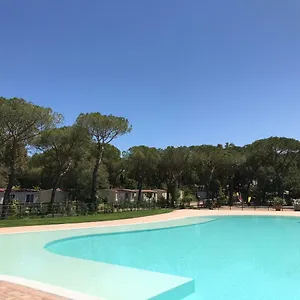 https://camping-i-melograni.it-tuscanyhotel.com